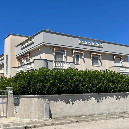 A Casa Di Lia Villa Pulsano Exterior photo